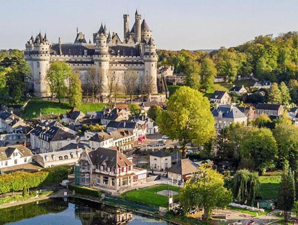 L'Inattendue Pierrefonds Ngoại thất bức ảnh